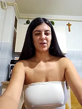 Snapshot of NathalieDream chatting on 09-15-25, 06:57 NathalieDream online show from 09-15-25, 06:57