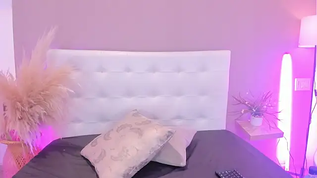 MelanyShayk online show from 03-12-25, 02:56