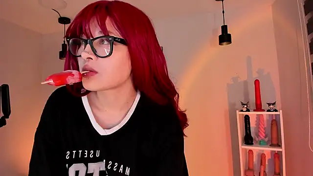  asami chieko  online show from 06-05-26, 09:09
