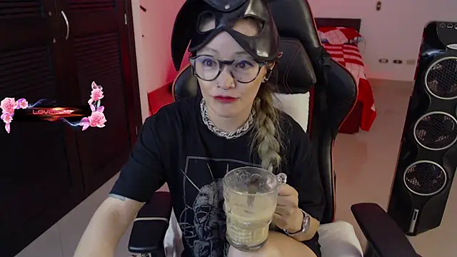 pink-2022 online show from 02-09-26, 06:45