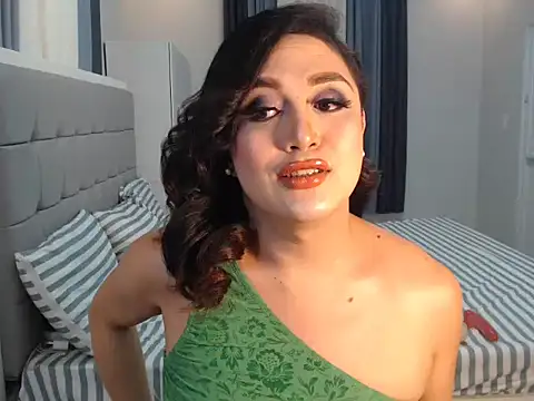 Snapshot of Asiannightingale chatting on 05-15-26, 04:14 Asiannightingale online show from 05-15-26, 04:14