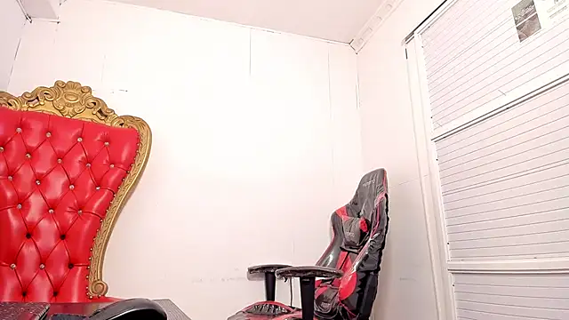 Cleopatra Trans online show from 02-14-25, 06:40