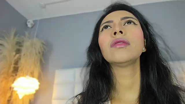 Snapshot of _BunnyNaugthy chatting on 06-04-26, 10:38 BunnyNaugthy online show from 06-04-26, 10:38