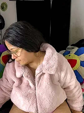 MsConejitaa online show from 11-18-25, 02:32