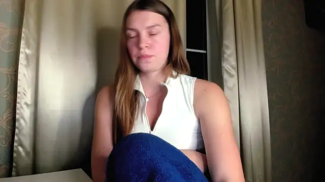 Snapshot of RubySkot chatting on 12-09-24, 09:48 RubySkot online show from 12-09-24, 09:48