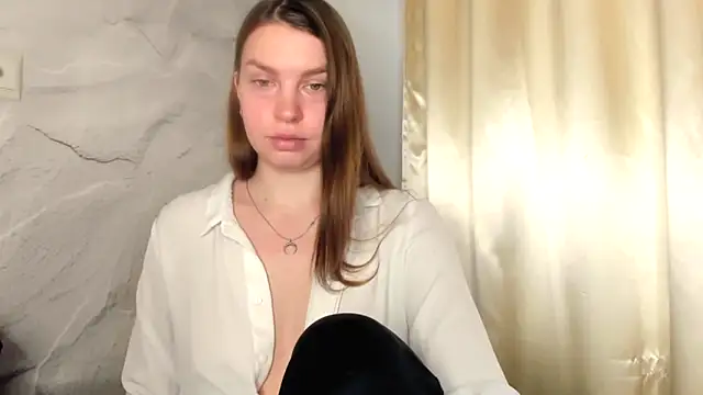 Snapshot of RubySkot chatting on 02-15-25, 01:49 RubySkot online show from 02-15-25, 01:49