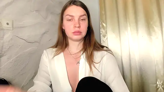 Snapshot of RubySkot chatting on 02-15-25, 09:59 RubySkot online show from 02-15-25, 09:59