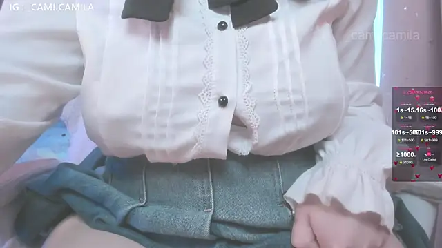 Snapshot of Renooh chatting on 09-16-25, 03:02 Renooh online show from 09-16-25, 03:02