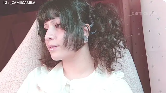 Snapshot of Renooh chatting on 10-13-25, 12:54 Renooh online show from 10-13-25, 12:54