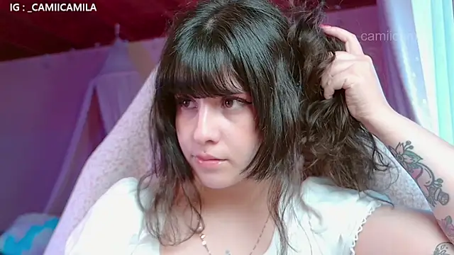 Snapshot of Renooh chatting on 11-03-25, 02:07 Renooh online show from 11-03-25, 02:07