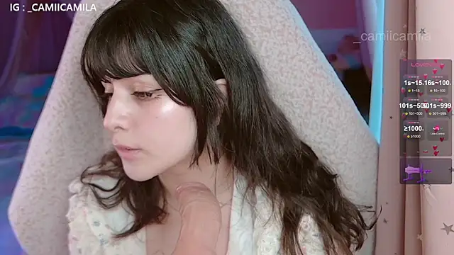 Snapshot of Renooh chatting on 11-04-25, 02:38 Renooh online show from 11-04-25, 02:38