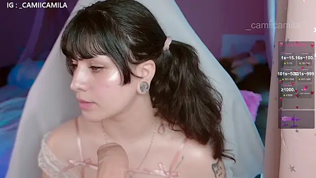 Snapshot of Renooh chatting on 11-20-25, 02:17 Renooh online show from 11-20-25, 02:17