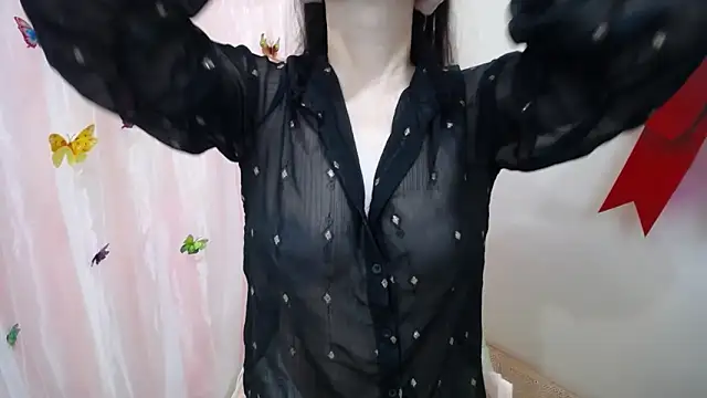 Snapshot of Leiershery chatting on 11-04-25, 01:05 Leiershery online show from 11-04-25, 01:05