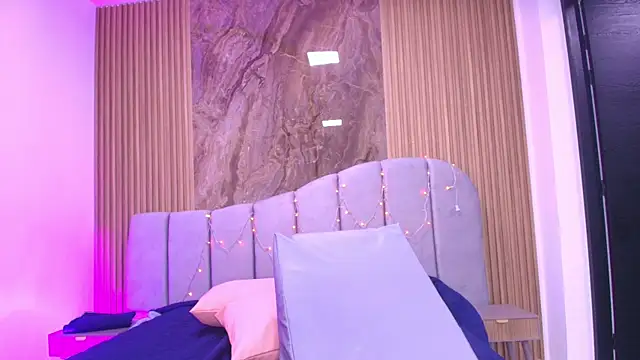 Snapshot of arletmss chatting on 12-16-25, 03:11 arletmss online show from 12-16-25, 03:11