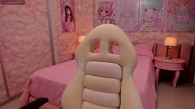 Snapshot of sexy__skinny4u chatting on 10-29-25, 10:17 sexy skinny4u online show from 10-29-25, 10:17