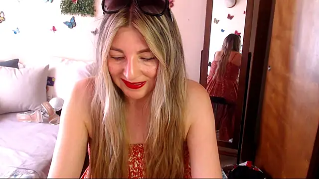 Jolie-Mature online show from 05-15-26, 08:27