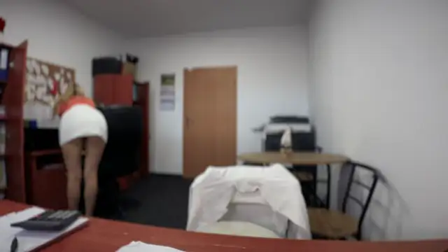 Snapshot of legsLONG chatting on 12-18-24, 07:47 legsLONG online show from 12-18-24, 07:47