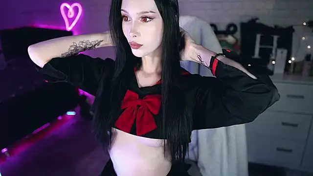 Snapshot of _Uindi_ chatting on 12-11-24, 05:26 Uindi online show from 12-11-24, 05:26