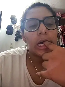 DanielleEvans  online show from 03-04-25, 12:07