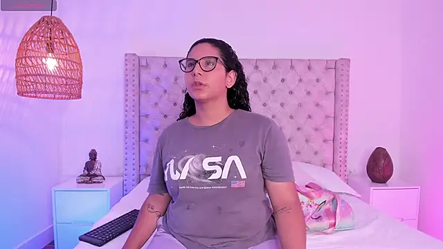 DanielleEvans  online show from 03-05-25, 11:28