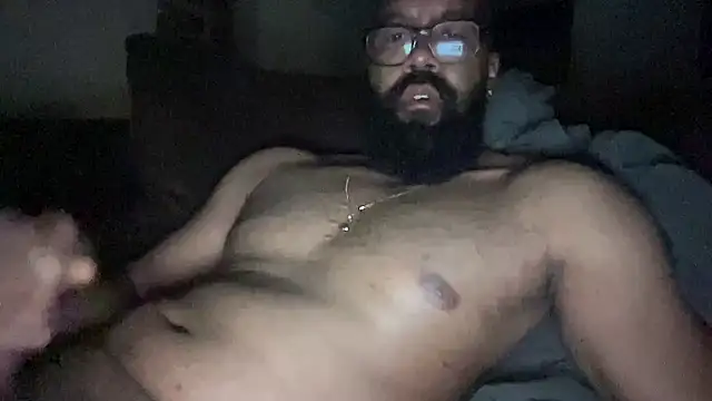 Snapshot of waveonce- chatting on 09-28-25, 10:20 waveonce- online show from 09-28-25, 10:20