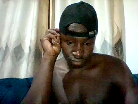 Snapshot of mclntz_bbc chatting on 05-13-26, 12:24 mclntz bbc online show from 05-13-26, 12:24