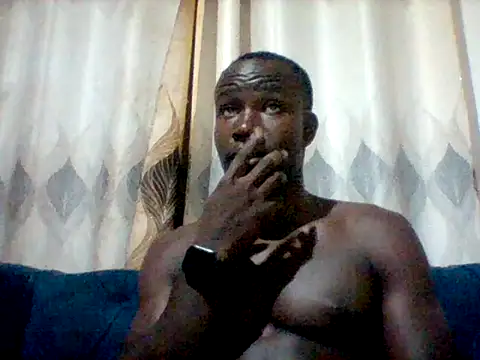 Snapshot of mclntz_bbc chatting on 05-19-26, 04:35 mclntz bbc online show from 05-19-26, 04:35