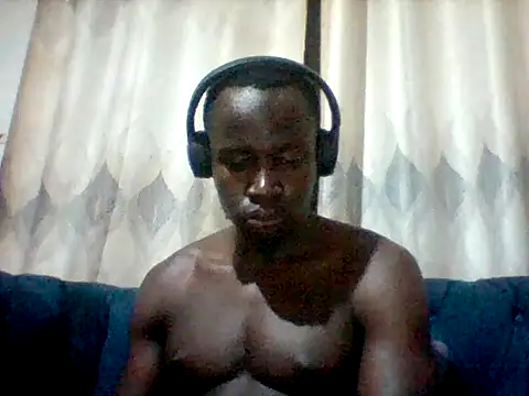 Snapshot of mclntz_bbc chatting on 06-04-26, 06:14 mclntz bbc online show from 06-04-26, 06:14