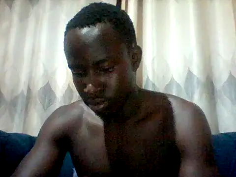 Snapshot of mclntz_bbc chatting on 06-12-26, 12:37 mclntz bbc online show from 06-12-26, 12:37