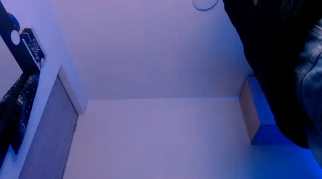 Snapshot of Samuel_Suarez chatting on 02-07-25, 06:35 Samuel Suarez online show from 02-07-25, 06:35