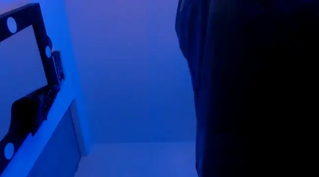 Snapshot of Samuel_Suarez chatting on 02-19-25, 04:44 Samuel Suarez online show from 02-19-25, 04:44