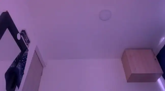 Snapshot of Samuel_Suarez chatting on 02-19-25, 03:27 Samuel Suarez online show from 02-19-25, 03:27