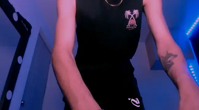 Snapshot of Samuel_Suarez chatting on 02-26-25, 09:21 Samuel Suarez online show from 02-26-25, 09:21