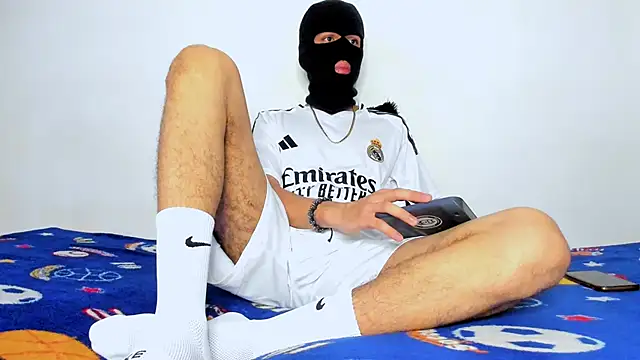 Snapshot of Samuel_Suarez chatting on 11-05-25, 12:54 Samuel Suarez online show from 11-05-25, 12:54