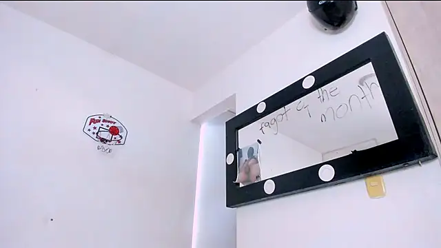 Samuel Suarez online show from 04-28-26, 02:27