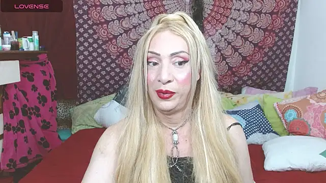 Snapshot of elena_evans chatting on 02-02-25, 05:48 elena evans online show from 02-02-25, 05:48