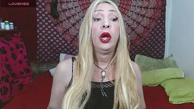 Snapshot of elena_evans chatting on 02-12-25, 12:48 elena evans online show from 02-12-25, 12:48