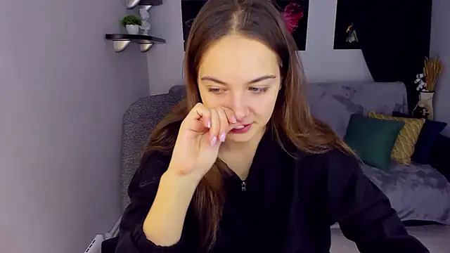 Snapshot of KristinaLoison chatting on 12-07-24, 04:03 KristinaLoison online show from 12-07-24, 04:03