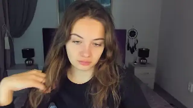 Snapshot of KristinaLoison chatting on 12-23-24, 11:25 KristinaLoison online show from 12-23-24, 11:25