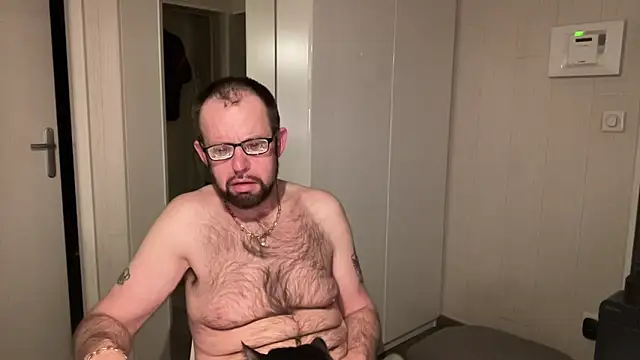 FABIOGLASSES online show from 03-08-26, 02:37