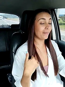 aisha es online show from 09-24-25, 05:38