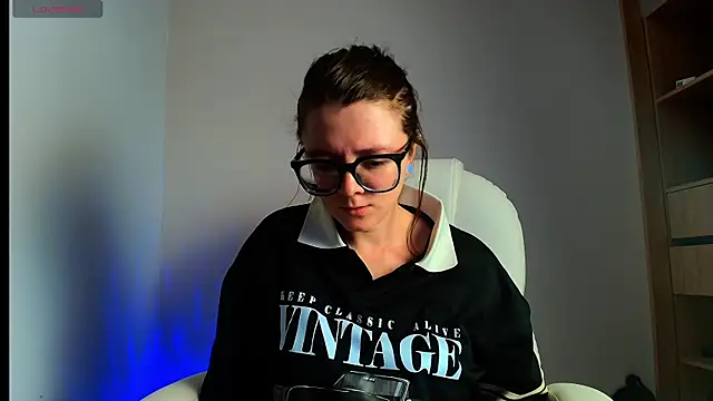 Arya starrk online show from 02-26-25, 03:19