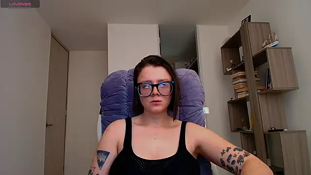 Arya starrk online show from 10-19-25, 02:40