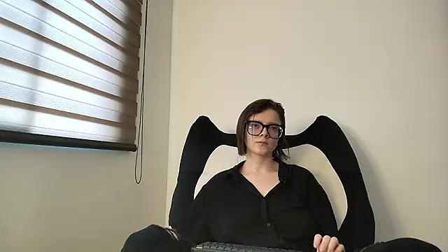 Arya starrk online show from 02-24-26, 02:15