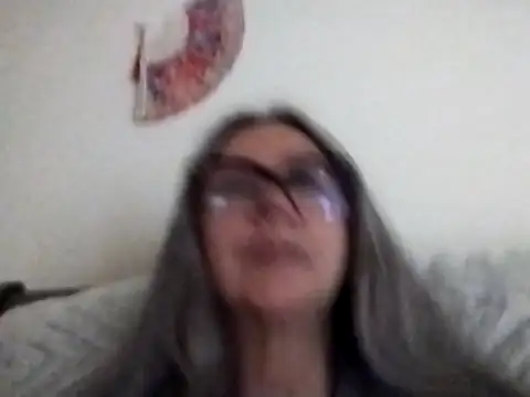 EvaRobinson online show from 02-12-25, 02:45