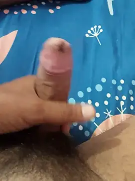 Tushar7972 online show from 10-31-25, 05:08