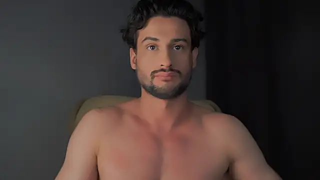 Snapshot of Keen___Luckystrike chatting on 12-19-24, 03:30 Keen Luckystrike online show from 12-19-24, 03:30