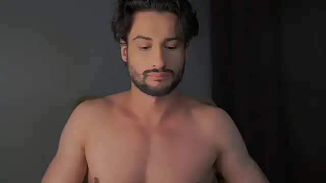 Snapshot of Keen___Luckystrike chatting on 12-22-24, 06:15 Keen Luckystrike online show from 12-22-24, 06:15