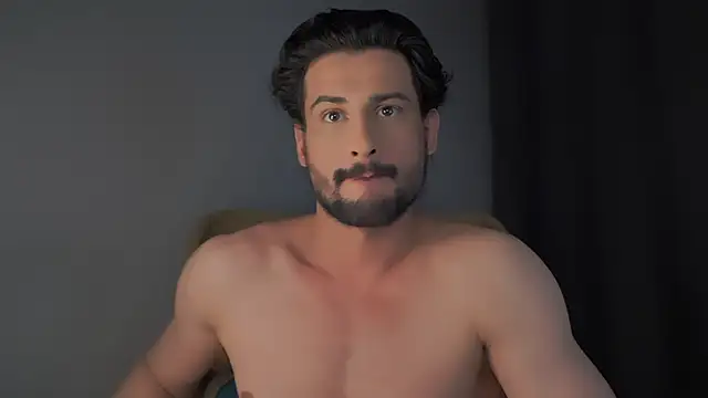 Snapshot of Keen___Luckystrike chatting on 12-25-24, 10:16 Keen Luckystrike online show from 12-25-24, 10:16