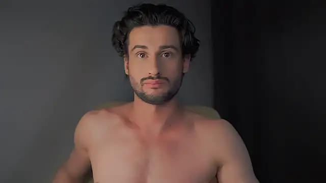 Snapshot of Keen___Luckystrike chatting on 01-08-25, 05:15 Keen Luckystrike online show from 01-08-25, 05:15